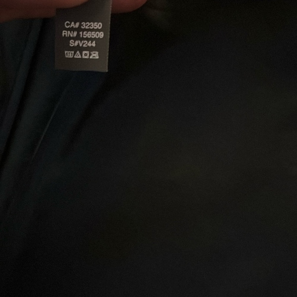 NWT Men’s Vuori “Ponto Performance 1/2 Zip Hoodie”. XL & in a “Midnight Heather” - Picture 9 of 13